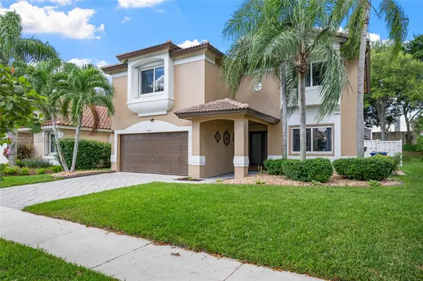 2261 NW 139th Avenue, Sunrise, FL 33323