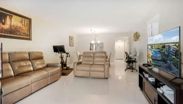 Address Withheld By Seller, Pembroke Pines, FL 33026