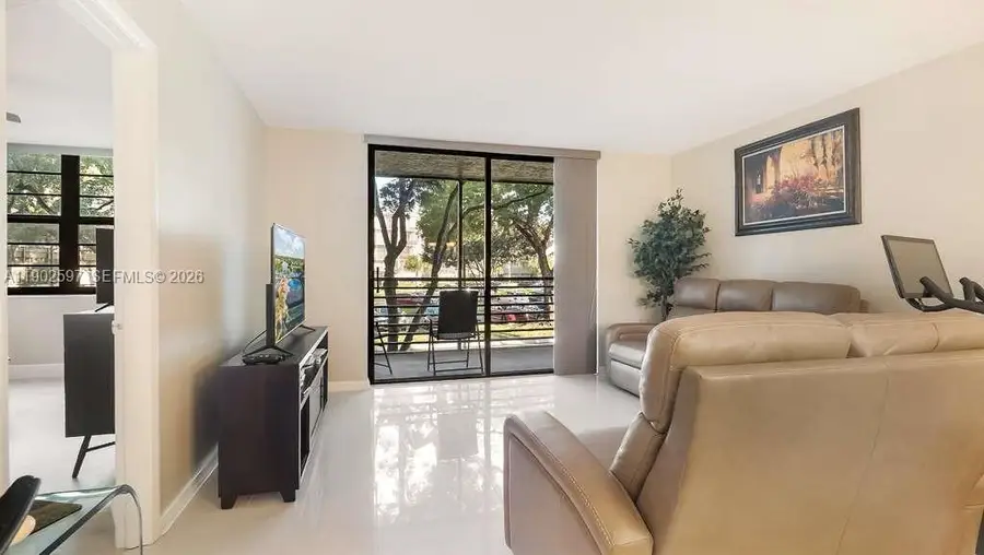 Address Withheld By Seller, Pembroke Pines, FL 33026 - #2