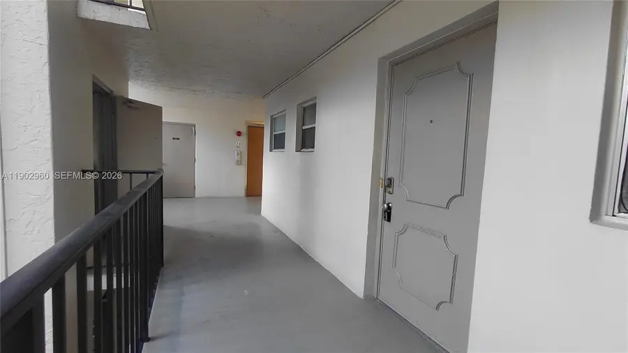 Address Withheld By Seller, Davie, FL 33324 - #2