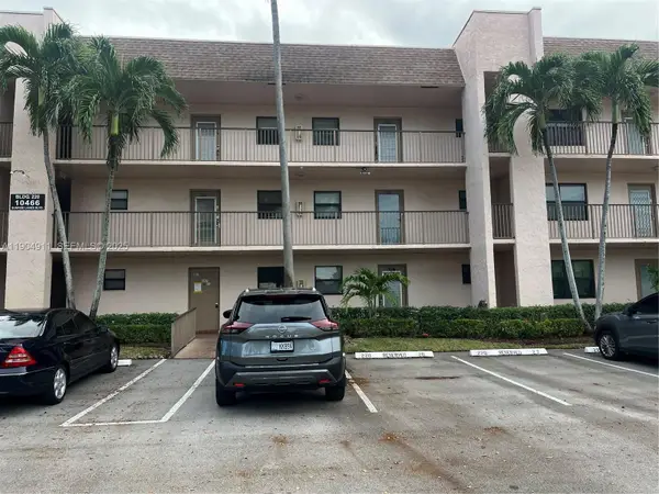 10466 Sunrise Lakes Boulevard #108, Sunrise, FL 33322