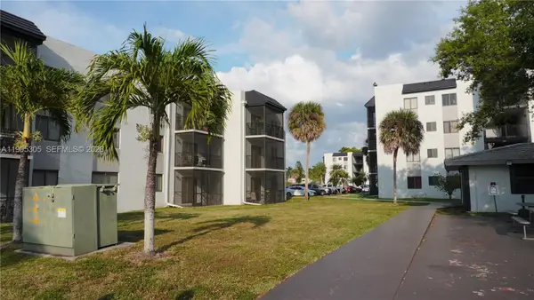 3710 N Pine Island Road #320, Sunrise, FL 33351