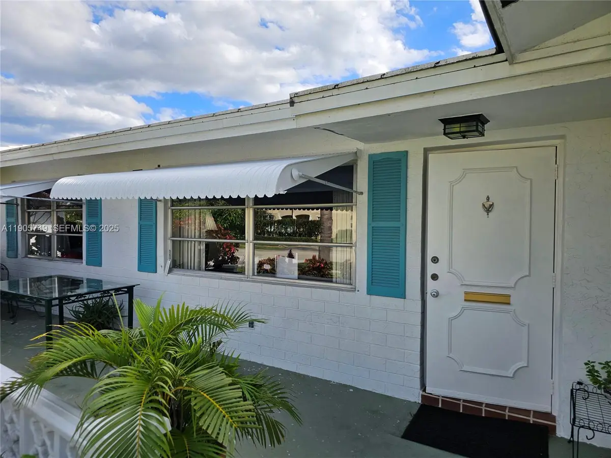 2300 SW 19th Avenue, Boynton Beach, FL 33426 - #1