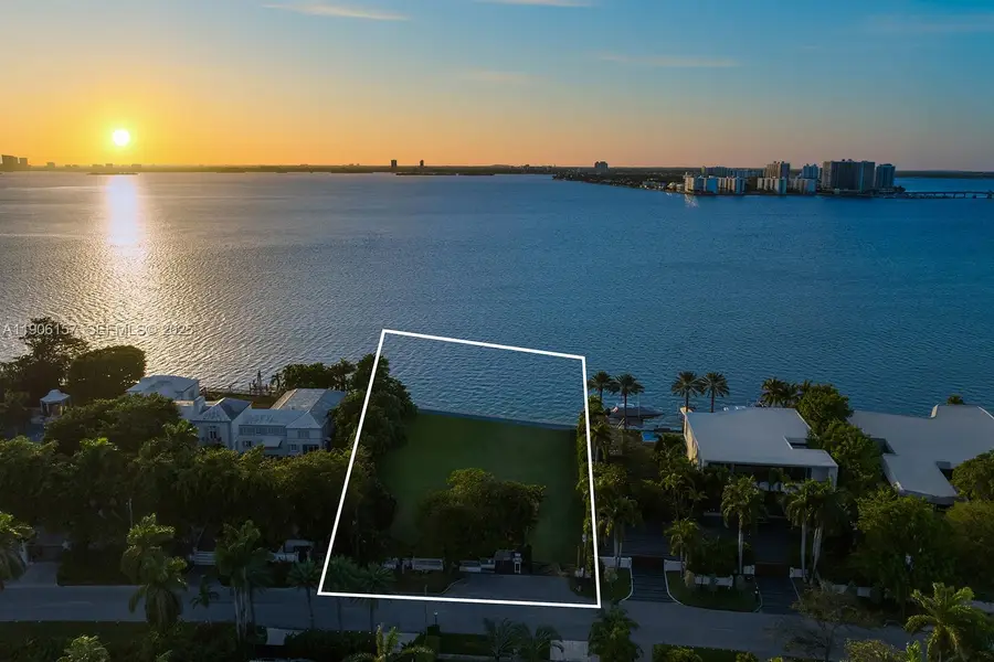 5840 N Bay Road, Miami Beach, FL 33140 - #3