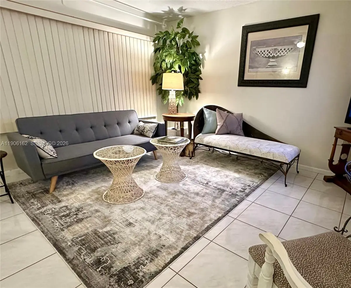 142 Preston D #142, Boca Raton, FL 33434 - #1