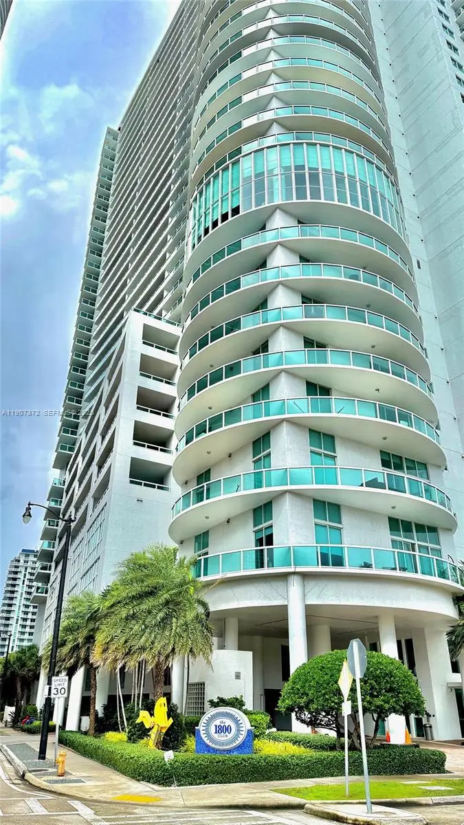 1800 N Bayshore Drive #1906, Miami, FL 33132 - #1