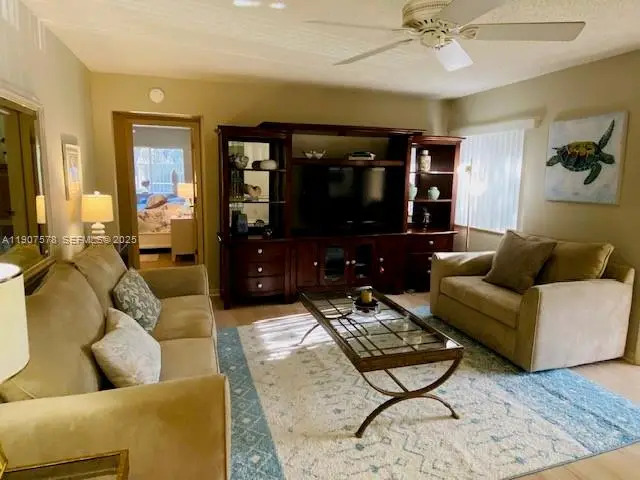 442 Pine Glen Lane #D2, Greenacres, FL 33463 - #2
