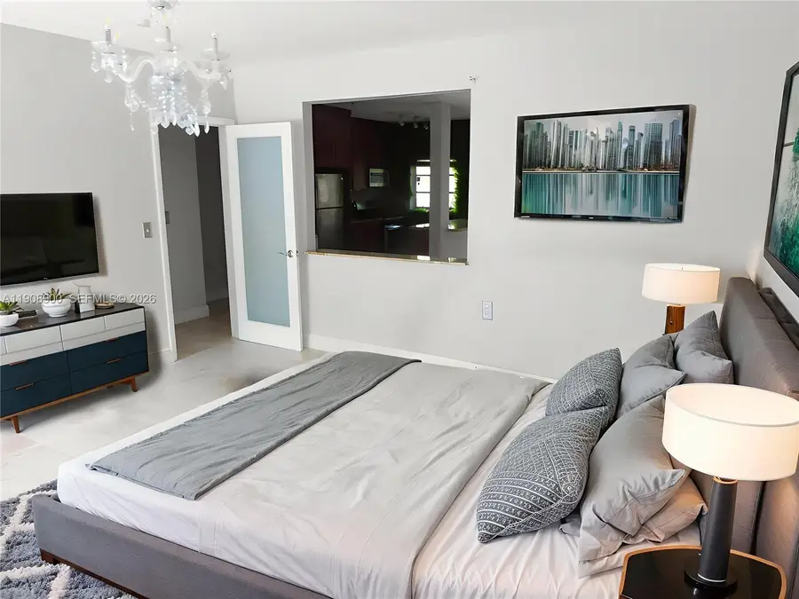 101 Collins Avenue #2, Miami Beach, FL 33139 - #3