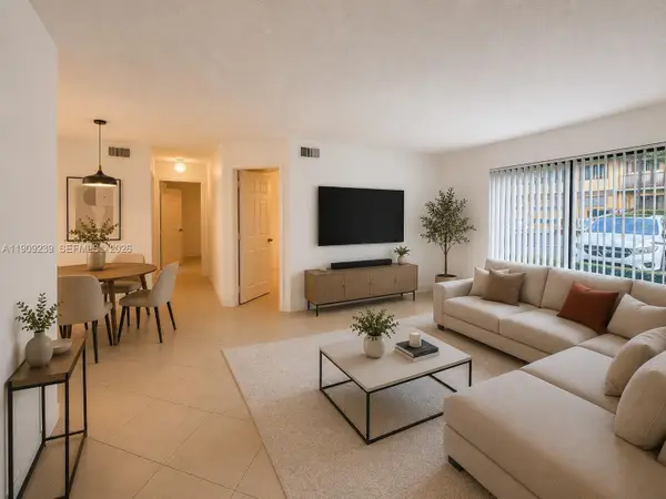 523 Trace Circle #105, Deerfield Beach, FL 33441