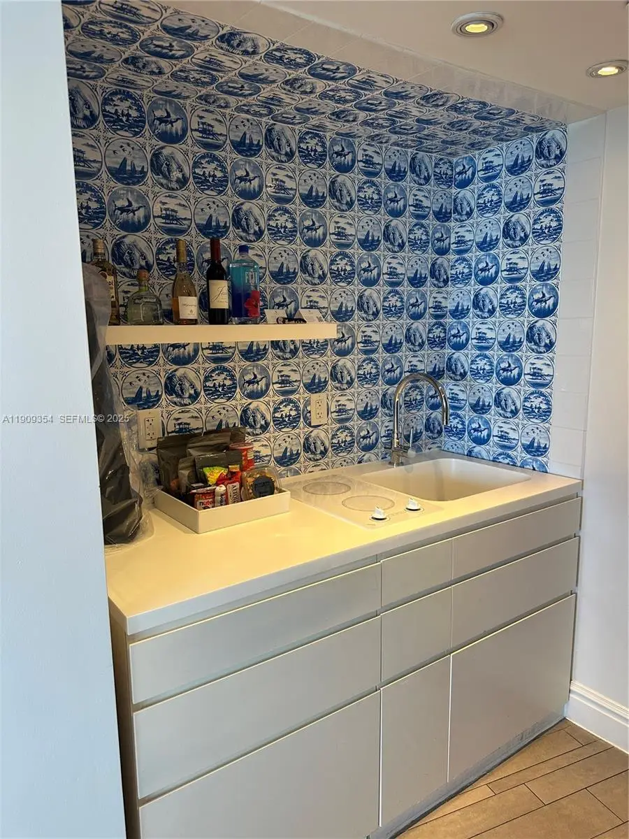 1100 West Avenue #1206, Miami Beach, FL 33139 - #3