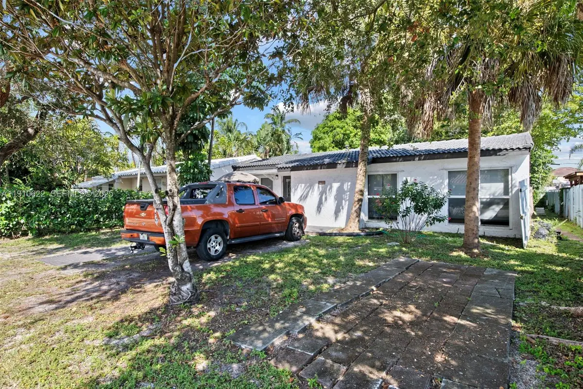 2227 Cleveland Street, Hollywood, FL 33020 - #1