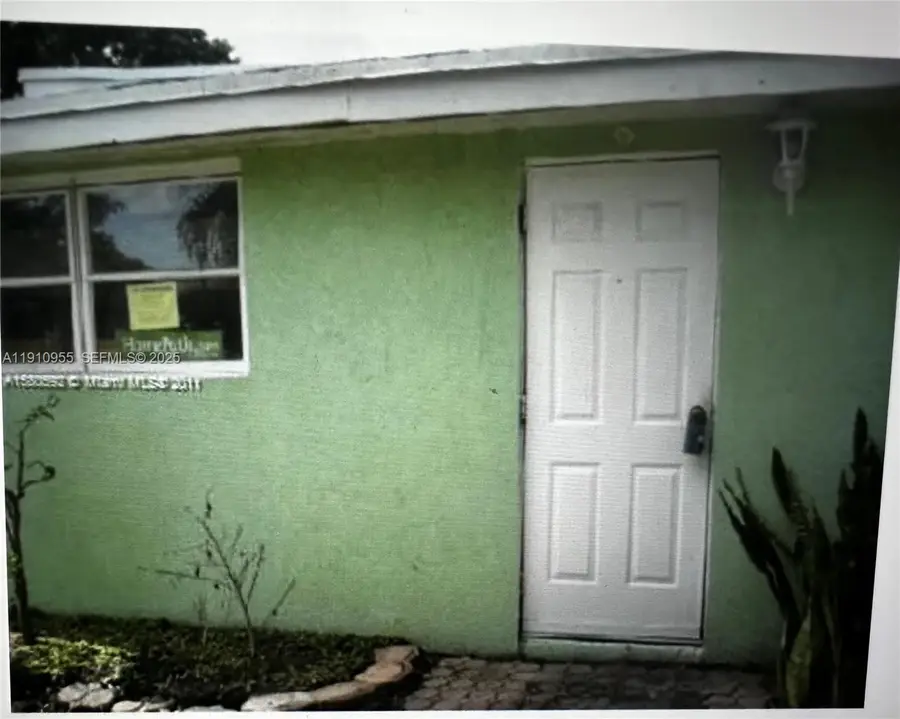 3490 SW 56th Avenue, West Park, FL 33023 - #3