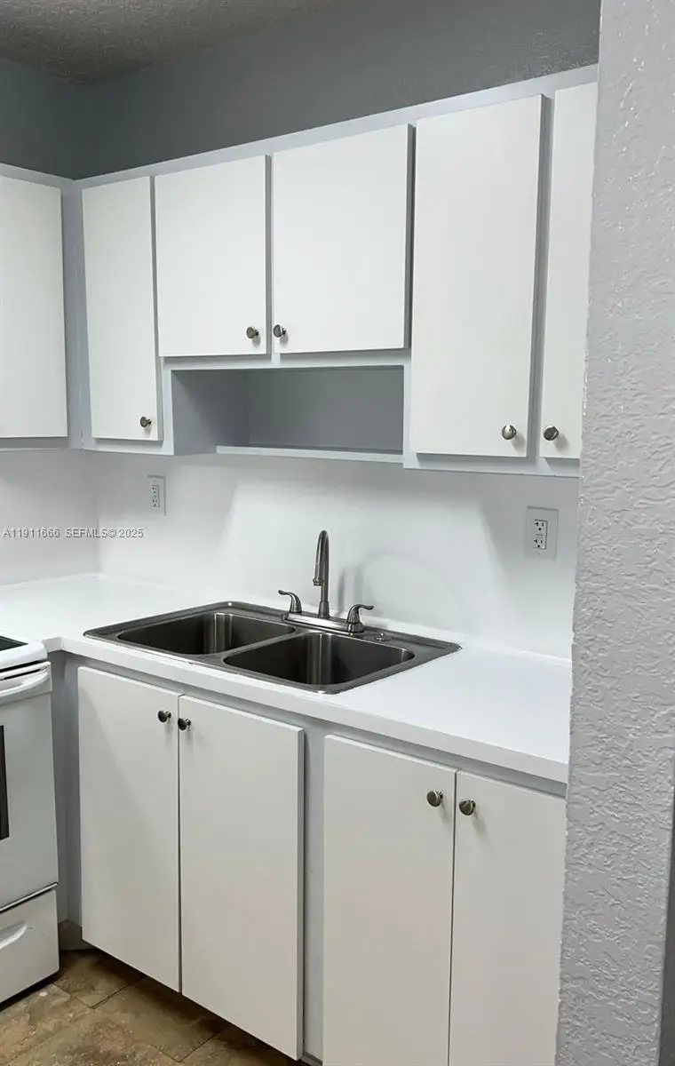 575 W 69th Street #208, Hialeah, FL 33014 - #2