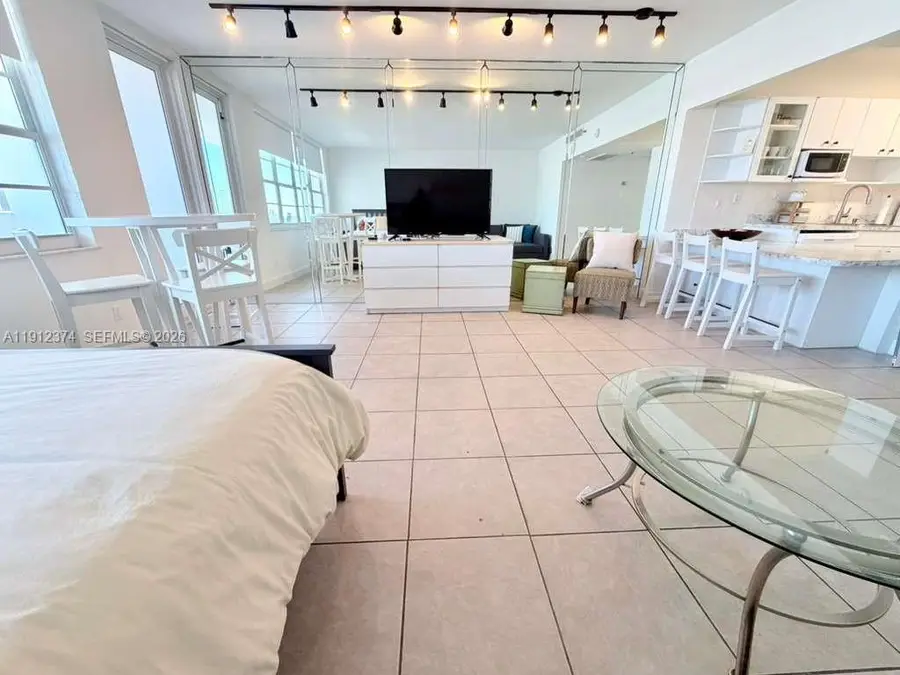 100 Lincoln Road #1220, Miami Beach, FL 33139 - #3