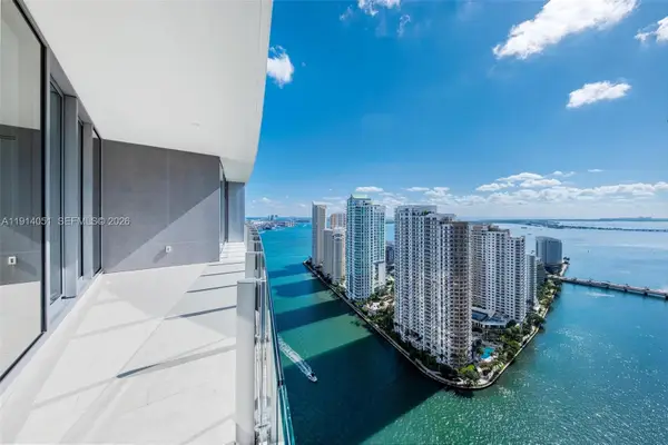 300 Biscayne Boulevard Way #3506W, Miami, FL 33131