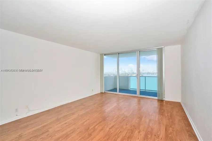 1200 W Ave 1503 #1503, Miami Beach, FL 33139 - #3