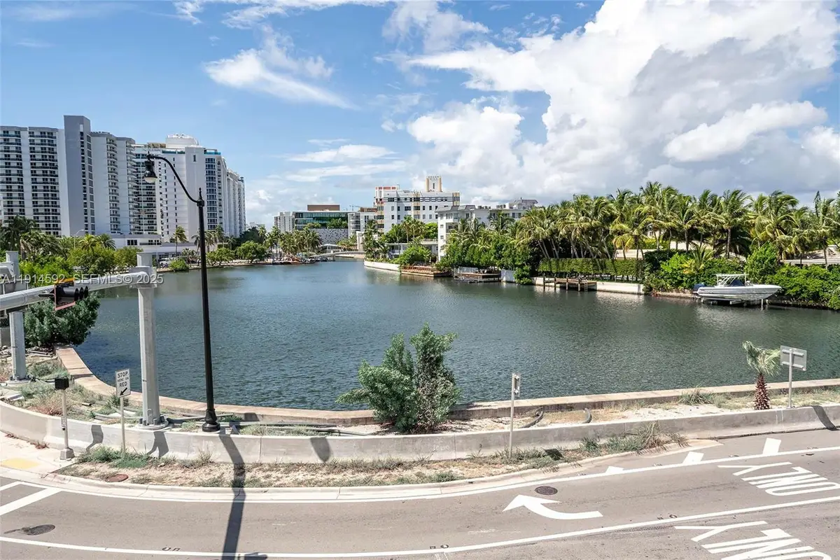 2600 Collins Avenue #308, Miami Beach, FL 33140 - #1