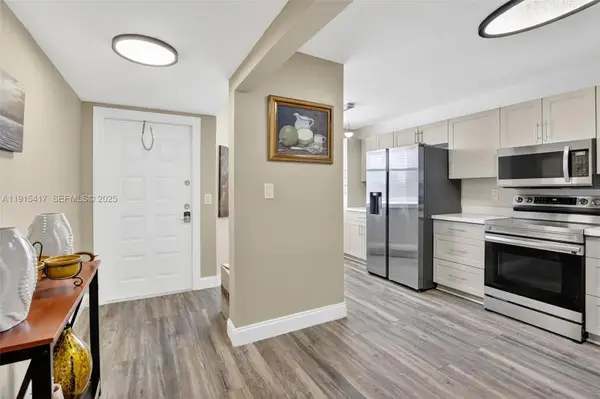 2521 NW 104th Avenue #203, Sunrise, FL 33322