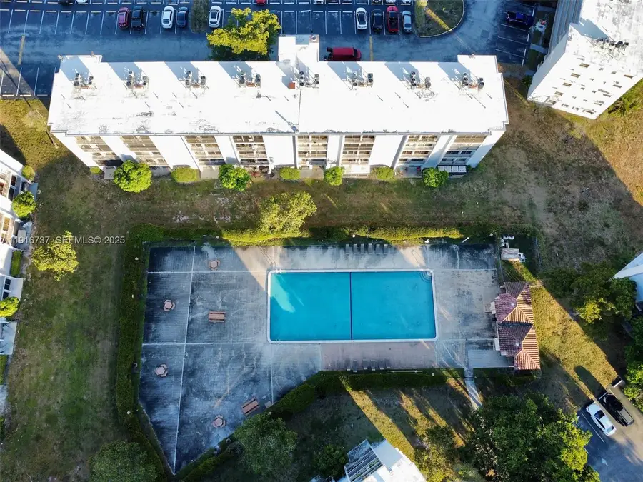 8730 N Sherman Circle #407, Miramar, FL 33025 - #3