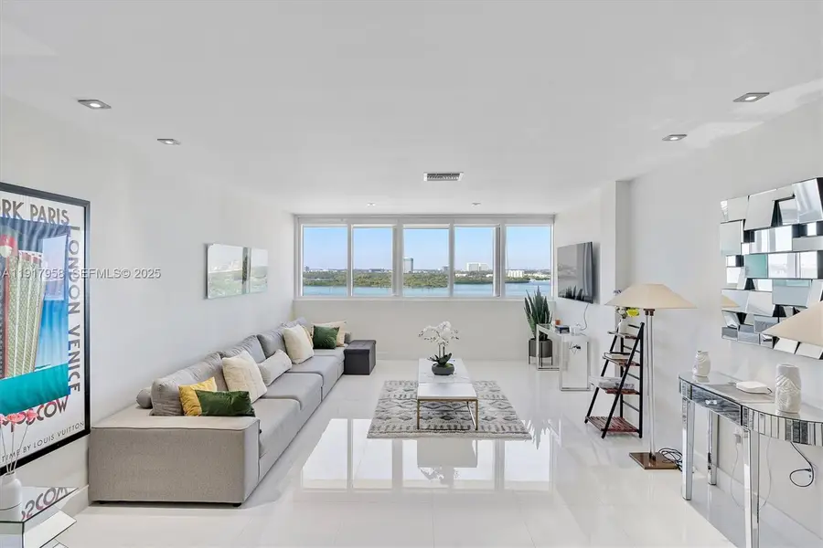 10275 Collins Avenue #1523, Bal Harbour, FL 33154 - #2