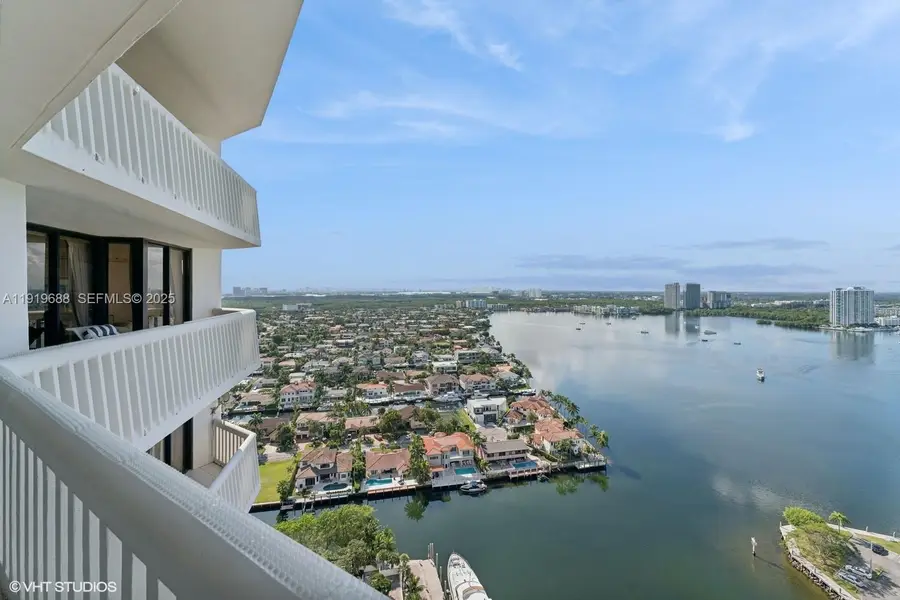 1000 W Island Boulevard #2911, Aventura, FL 33160 - #2