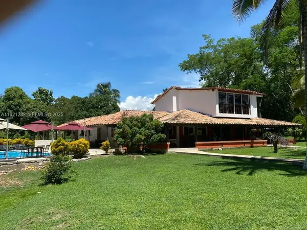 Finca La Melissa Finca La Melissa Parcelacion Lane #Chorquina, , FL 