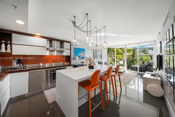 2155 Washington Court #205, Miami Beach, FL 33139