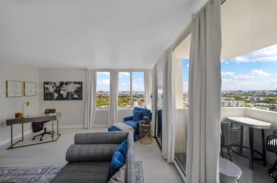 1200 W Ave Ph-15 #PH-15, Miami Beach, FL 33139 - #3
