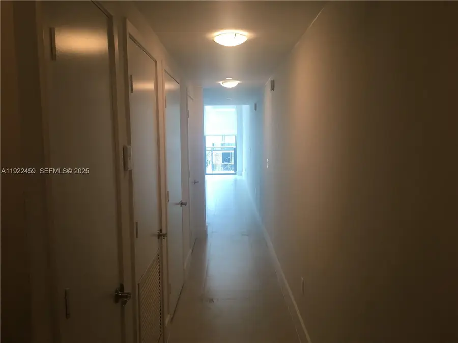 6000 Collins Avenue #521, Miami Beach, FL 33140 - #3