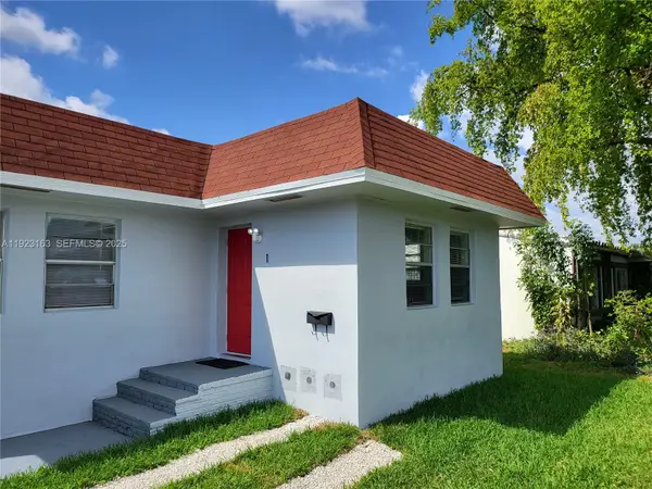 Address Withheld By Seller, Hollywood, FL 33020