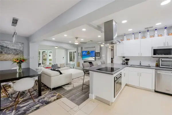 Address Withheld By Seller, Hollywood, FL 33020