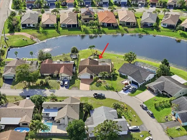 8213 Cassia Terrace, Tamarac, FL 33321