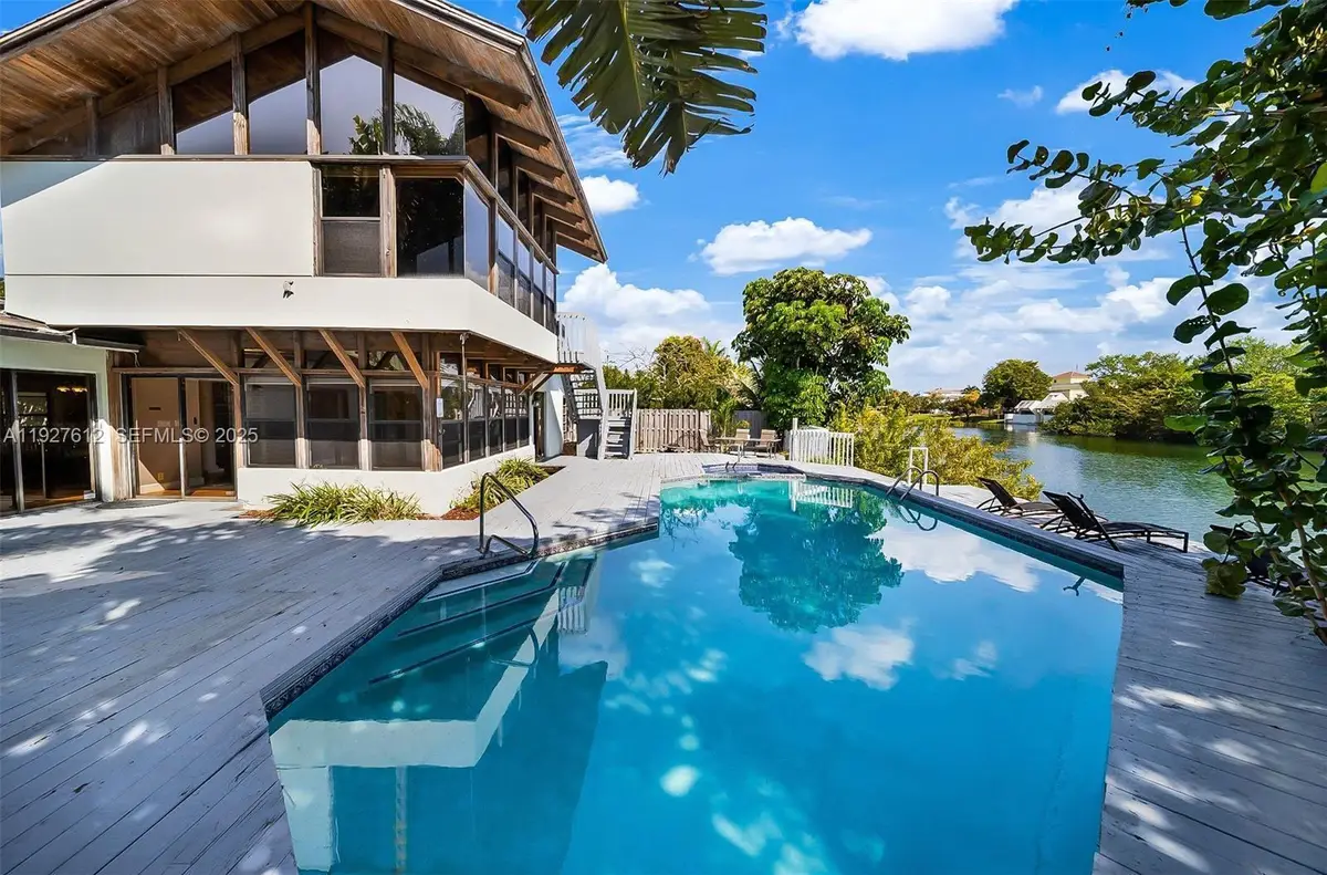 1524 NE 18th Avenue, Fort Lauderdale, FL 33304 - #1