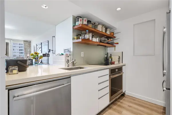 1200 W Ave 615 #615, Miami Beach, FL 33139