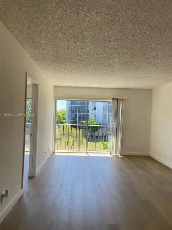 8740 N Sherman Circle #305, Miramar, FL 33025