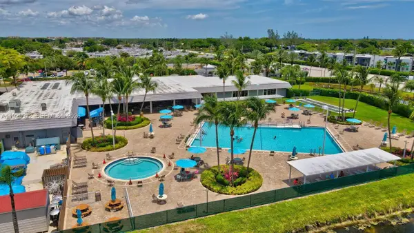 25 Saxony #A, Delray Beach, FL 33446