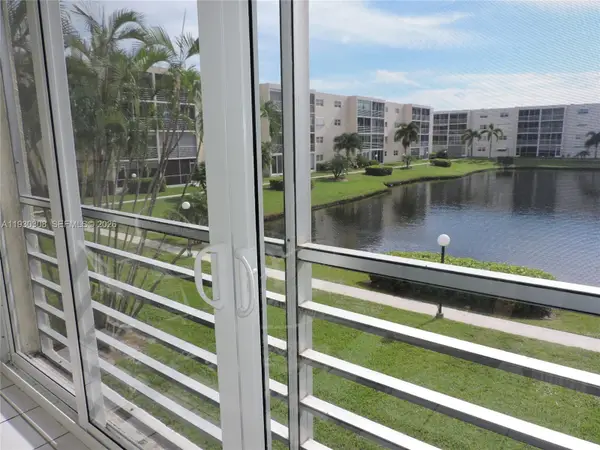 324 SE 10th Street #207, Dania Beach, FL 33004