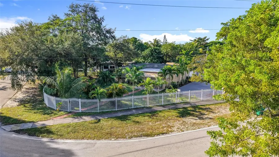 1860 NW 127th Street, Miami, FL 33167 - #3
