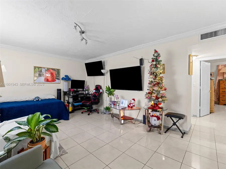 1655 W 44th Place #448, Hialeah, FL 33012 - #2