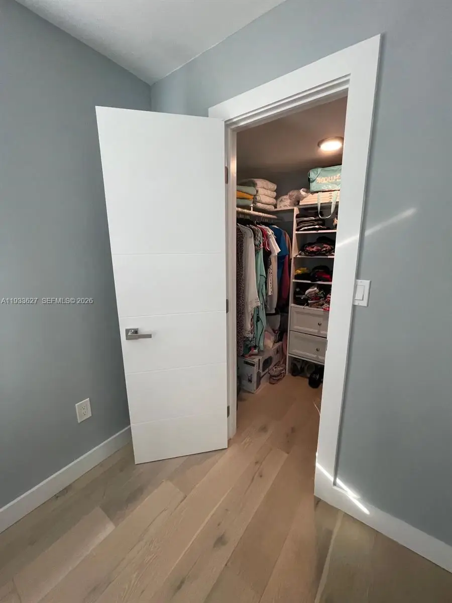 1235 Pennsylvania Avenue #4E, Miami Beach, FL 33139 - #3