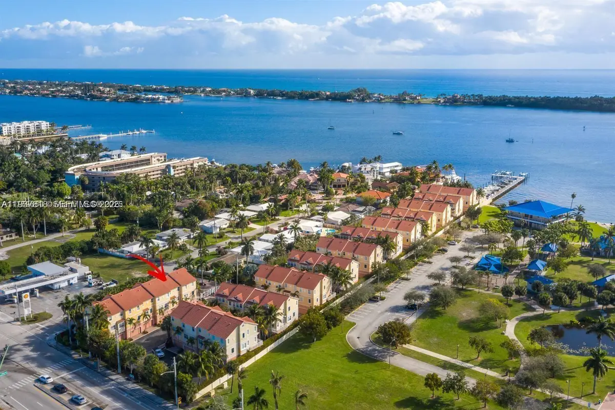 104 Harbors Way, Boynton Beach, FL 33435 - #1