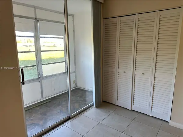 8851 Sunrise Lakes Boulevard #112, Sunrise, FL 33322