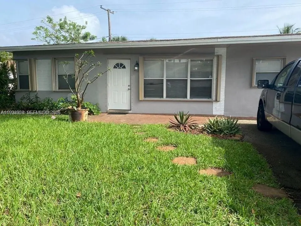 1640 NE 33rd Street, Pompano Beach, FL 33064 - #1