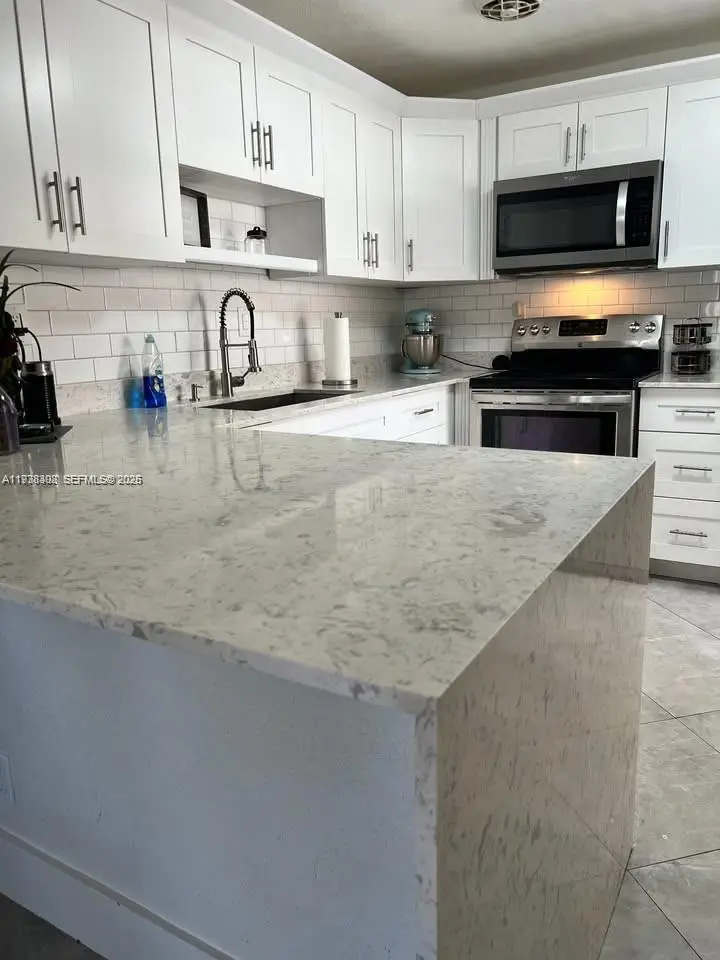 1640 NE 33rd Street, Pompano Beach, FL 33064 - #2