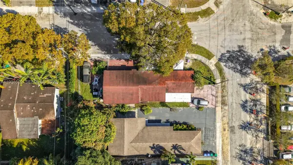 Address Withheld By Seller, Miami, FL 33135