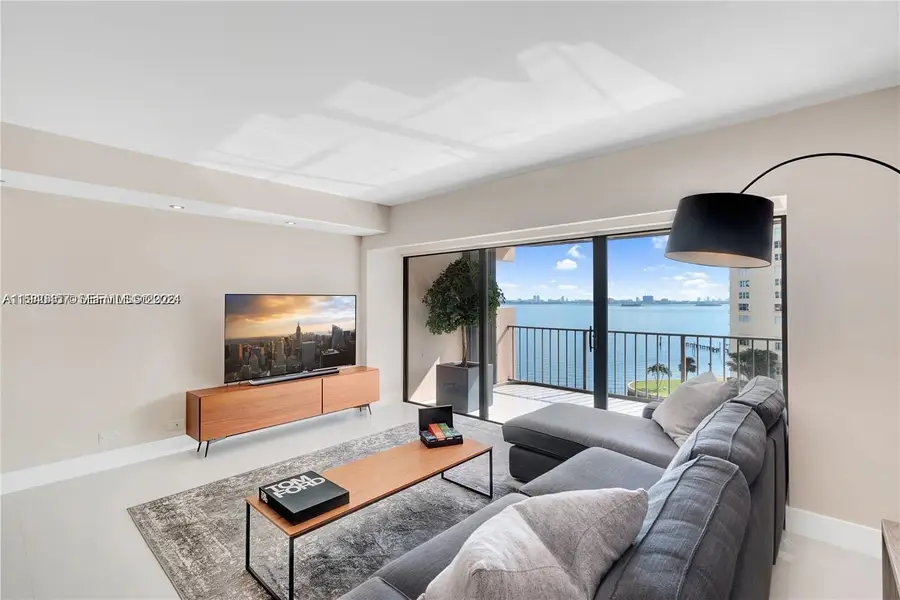 Address Withheld By Seller, Miami, FL 33181 - #3