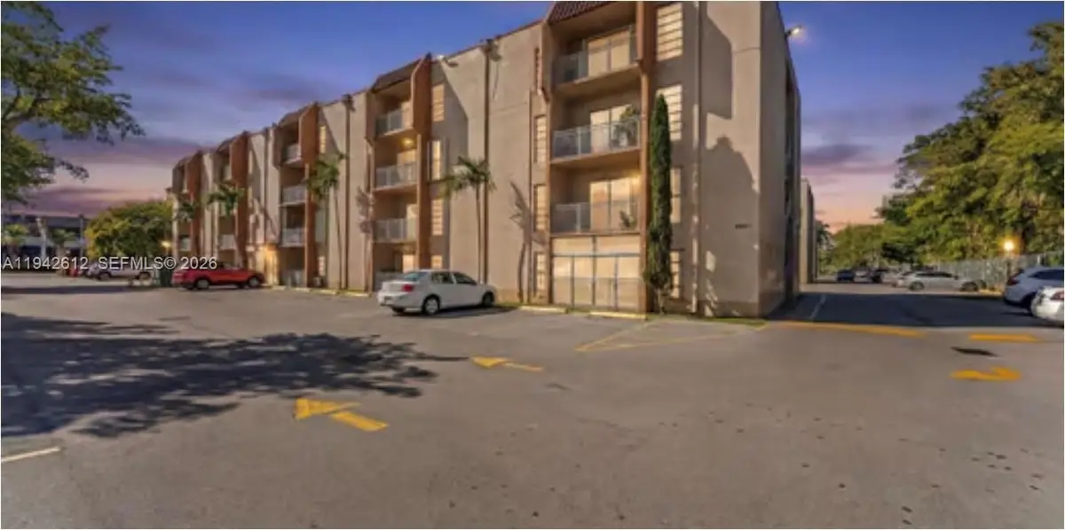 4841 NW 7th Street #3034, Miami, FL 33126 - #1