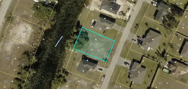 2814 NW 4th Place, Cape Coral, FL 33993