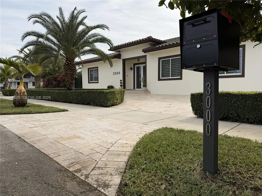 Address Withheld By Seller, Miami, FL 33165 - #3