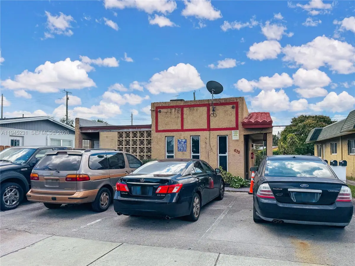 635 NW 22nd Road, Fort Lauderdale, FL 33311 - #1